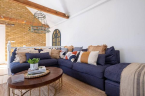Boutique style 3-bed house with Private Terrace, Brighton